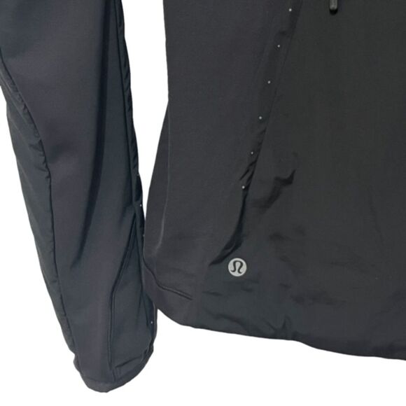 Lululemon Run For Cold Jacket *Black - Picture 9 of 16
